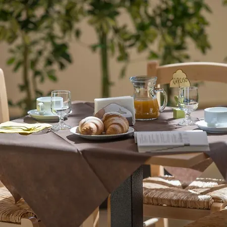 فندق مبيت وإفطار Gli Dei Gemelli 2 *