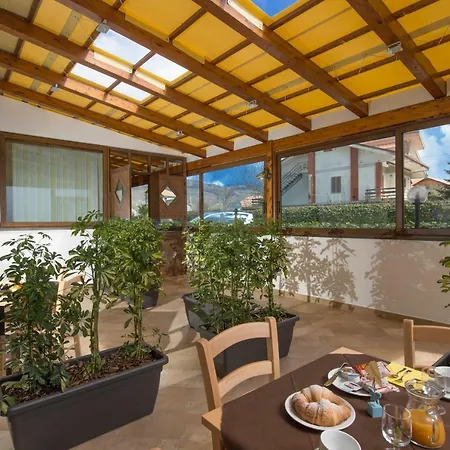 Gli Dei Gemelli 2 Frühstückspension